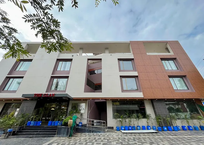 The Clan Hotel - Vijay Nagar Indore